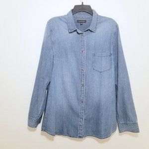 Ladies Banana Republic Jean Shirt - Size XL
